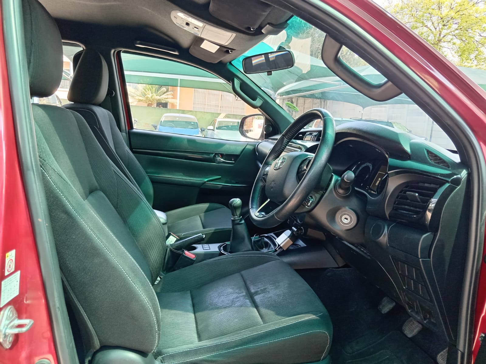 
								Toyota Hilux 2.8 GD6 Double cab 4×2. full									