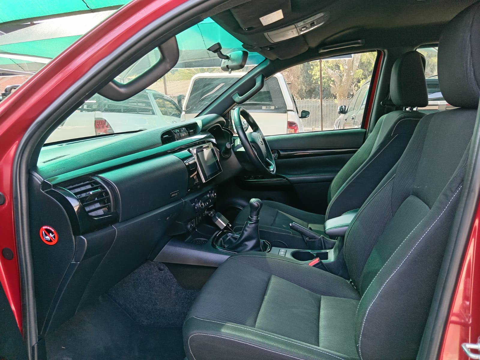 
								Toyota Hilux 2.8 GD6 Double cab 4×2. full									