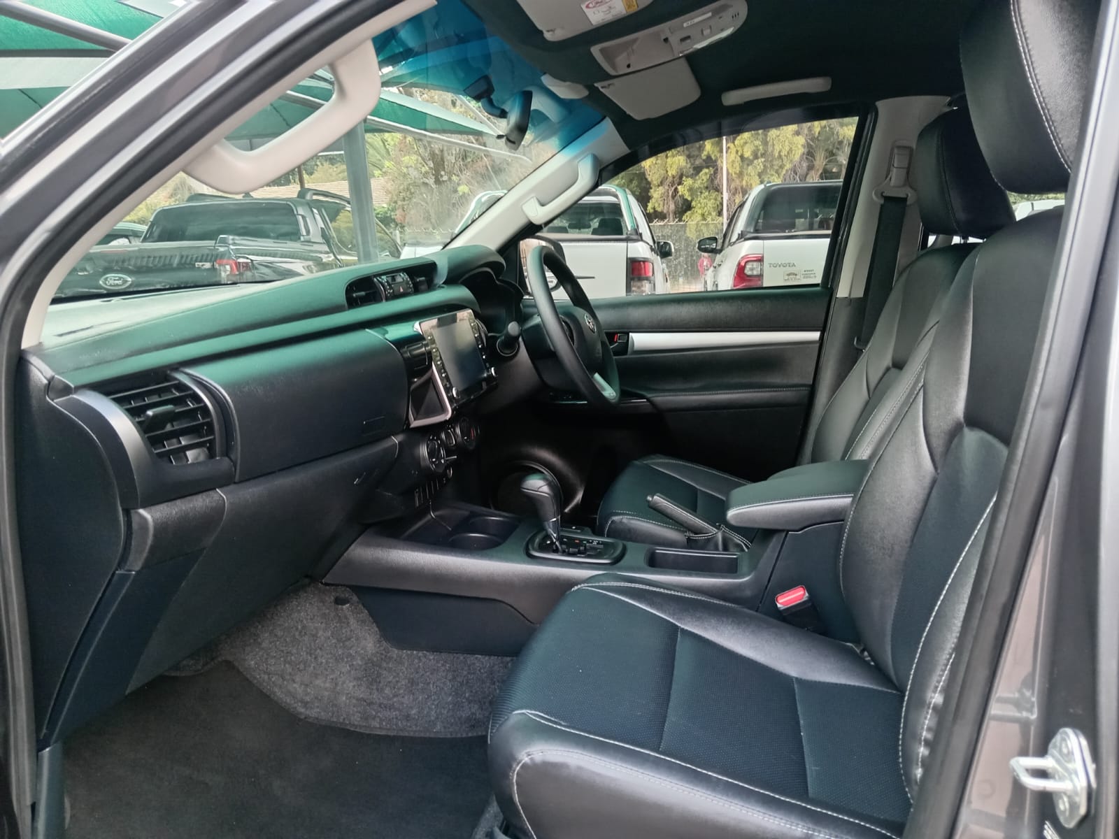 
								Toyota Hilux 2.4 GD6 Double cab 4×2 full									