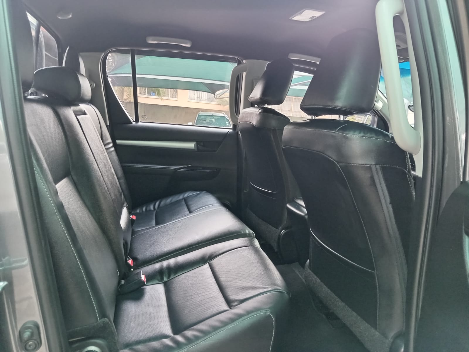 
								Toyota Hilux 2.4 GD6 Double cab 4×2 full									