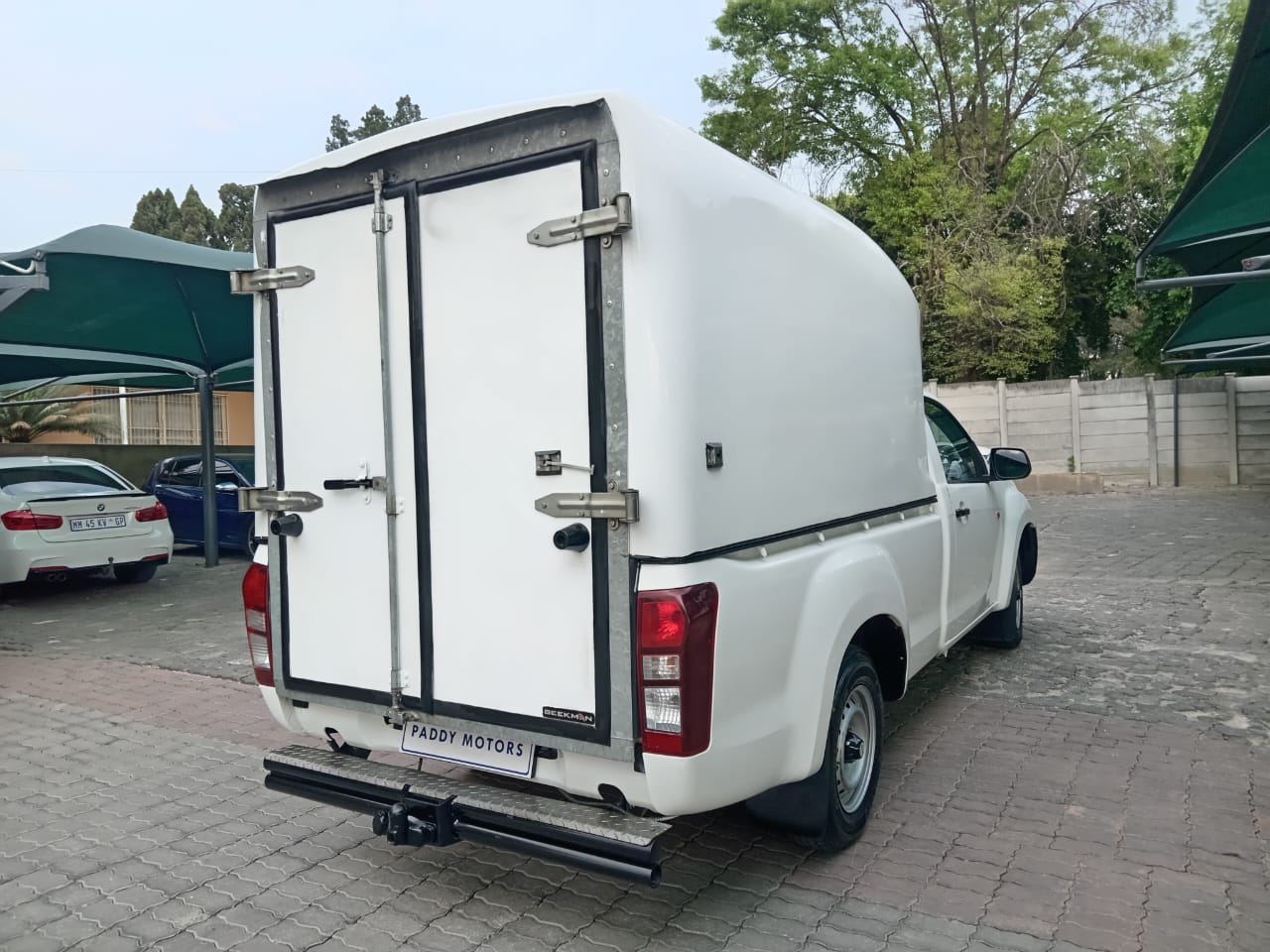 
								Isuzu KB250 Single cab 4×2. full									