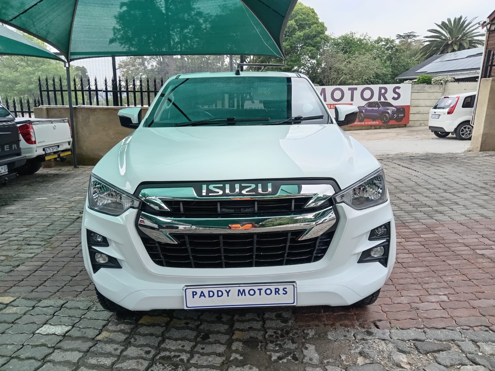 
								Isuzu D-max 1.9 DDI HR LS Double cab full									