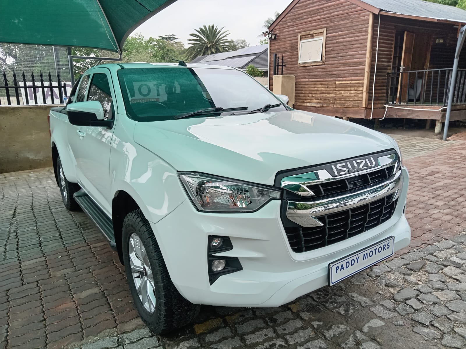 
								Isuzu D-max 1.9 DDI HR LS Double cab full									
