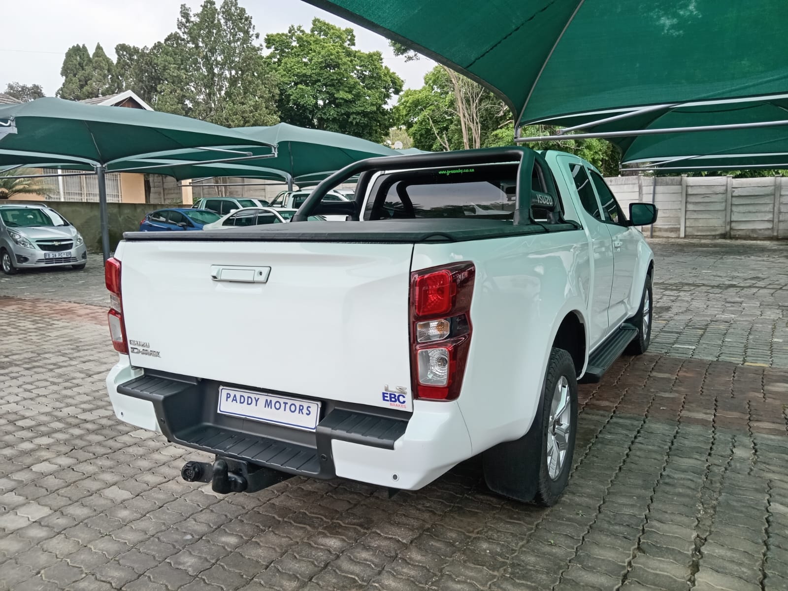 
								Isuzu D-max 1.9 DDI HR LS Double cab full									