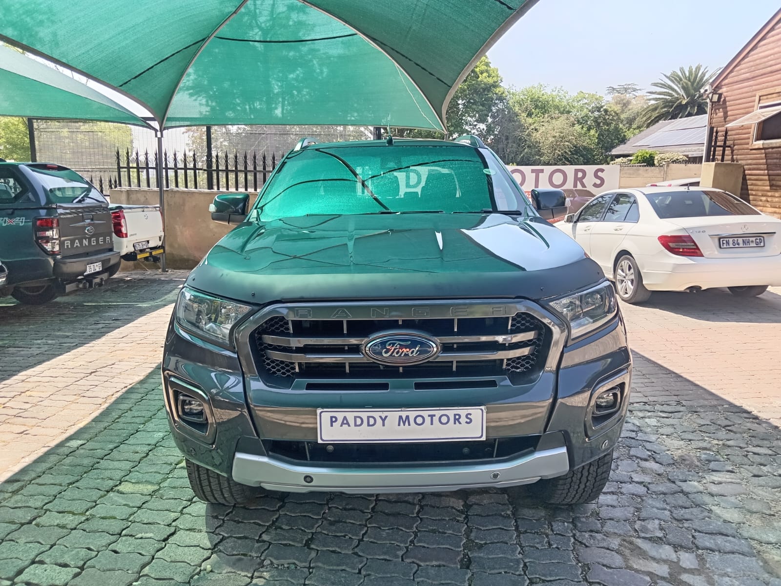 
								Ford ranger 3.2 TDCI double cab wild Trak 4×4 full									