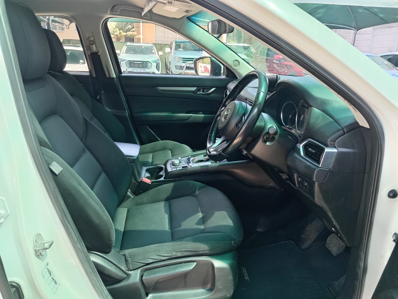 
								Mazda CX5 2.0 Sky Active. full									