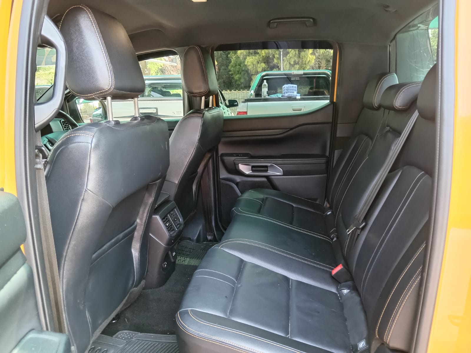 
								Ford Ranger 2.0 Bi-turbo Wild Trak Double cab 4X2 full									