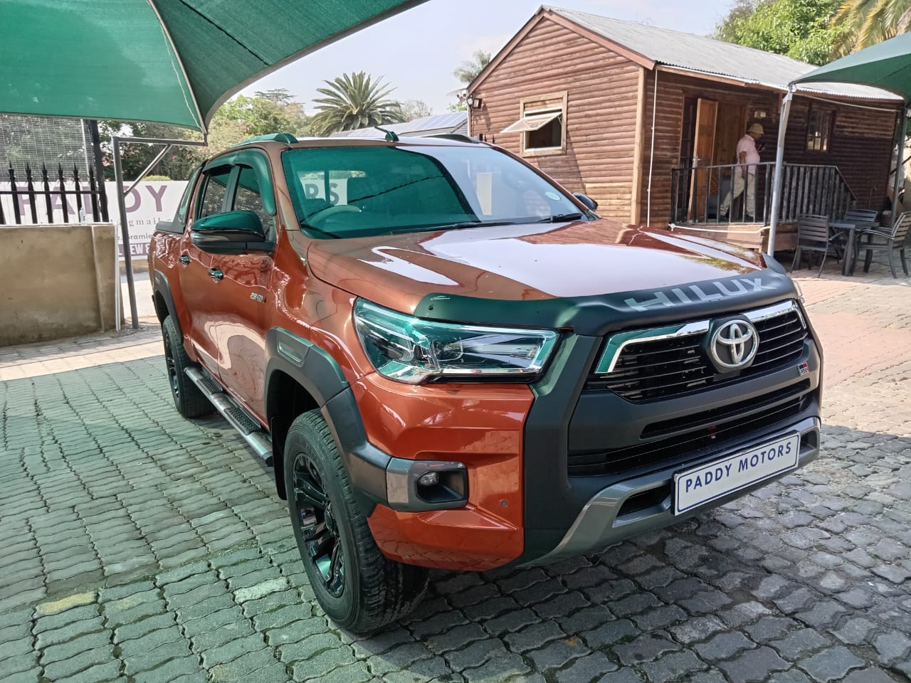 
								Toyota Hilux 2.8 GD6 Double cab 4×2. full									