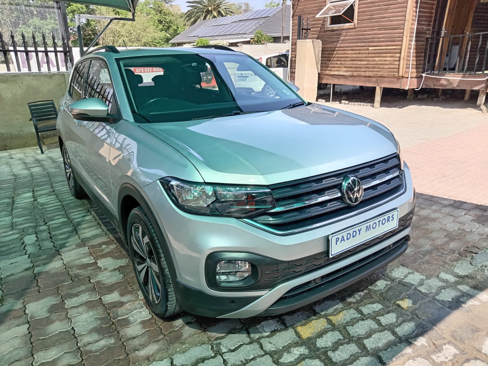 
								Volkswagen T-Cross 1.0 full									