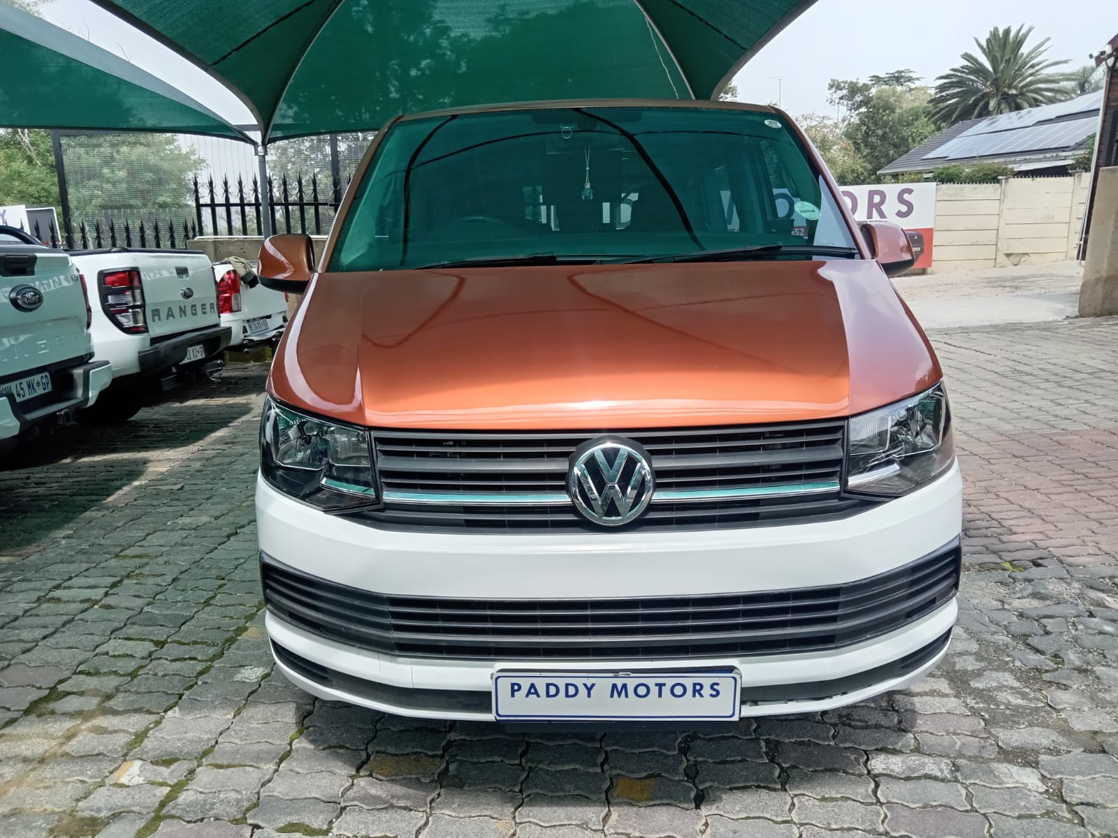 
								2017 Volkswagen Caravelle 2.0BiTDI Highline full									