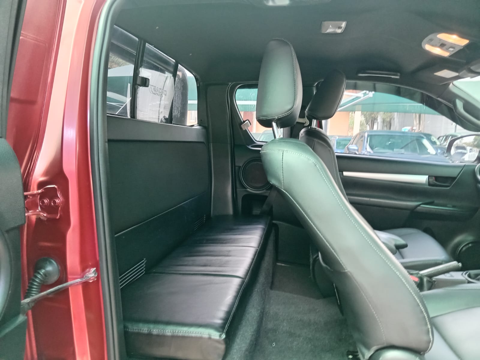 
								2021 Toyota Hilux 2.4GD-6 Xtra Cab Raider full									