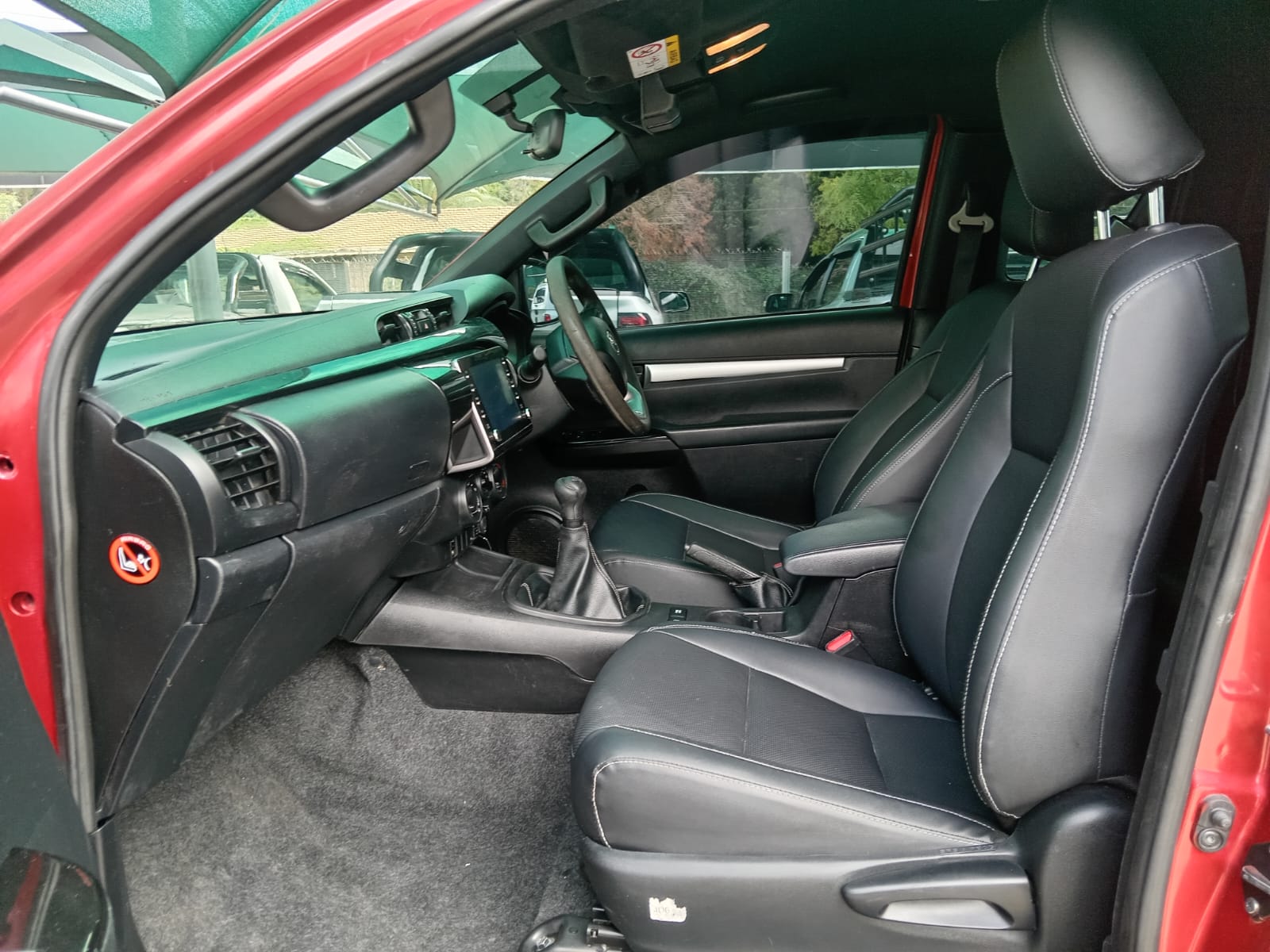 
								2021 Toyota Hilux 2.4GD-6 Xtra Cab Raider full									