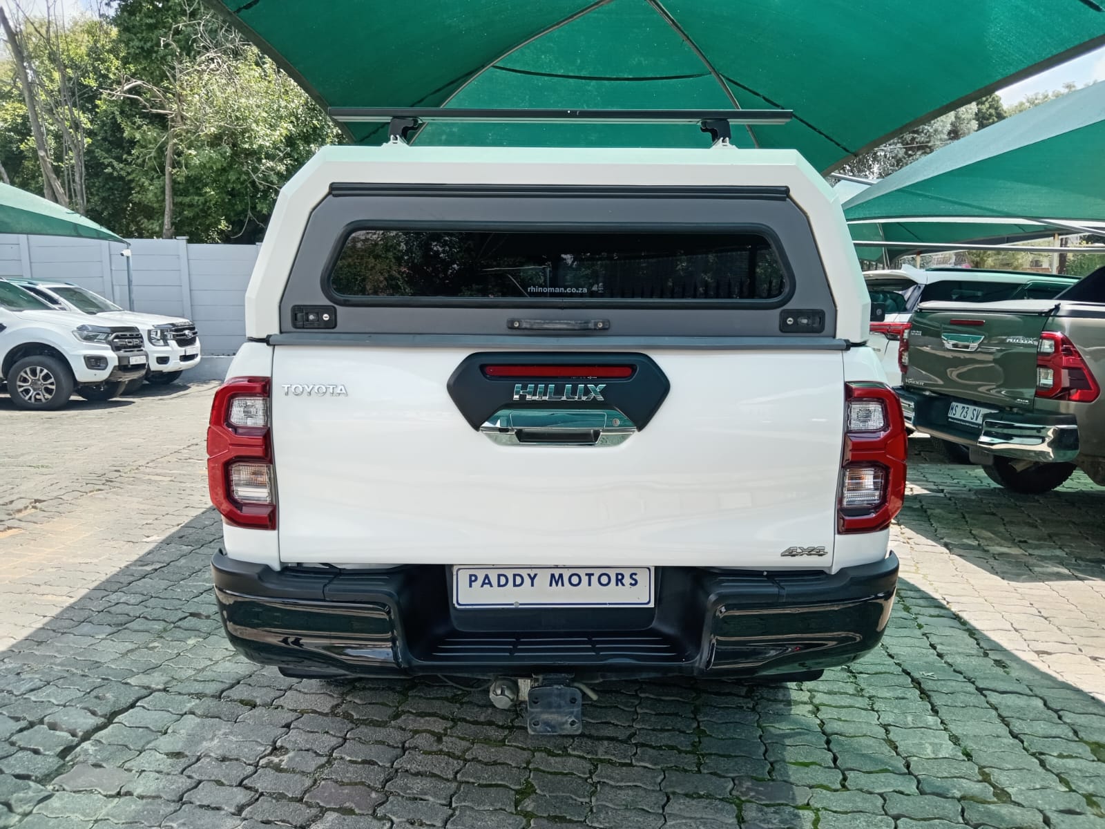 
								2024 Toyota Hilux 2.4GD-6 Double Cab 4×4 Raider Auto full									