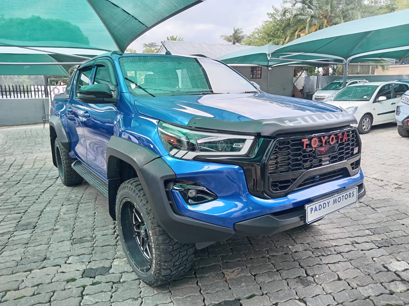 
								2024 Toyota Hilux 2.4GD-6 Double Cab 4×4 Raider Auto full									