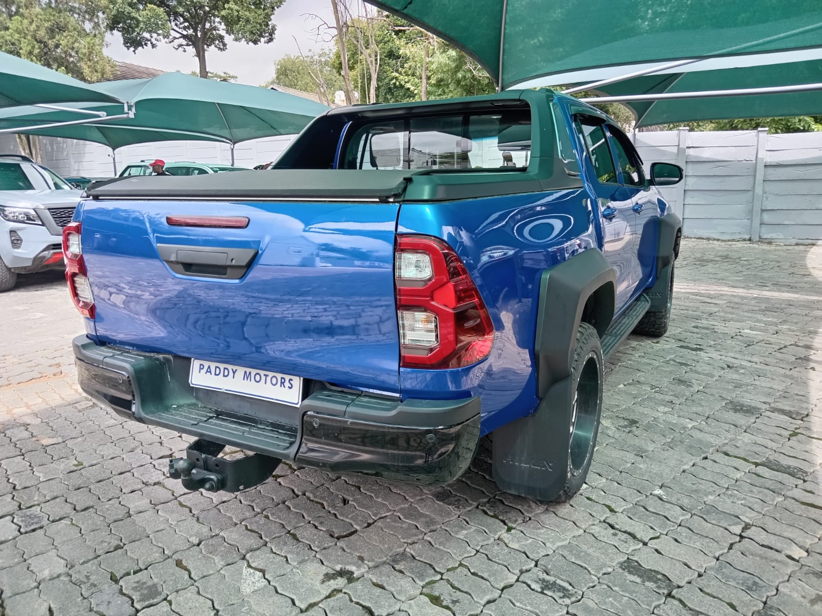 
								2024 Toyota Hilux 2.4GD-6 Double Cab 4×4 Raider Auto full									