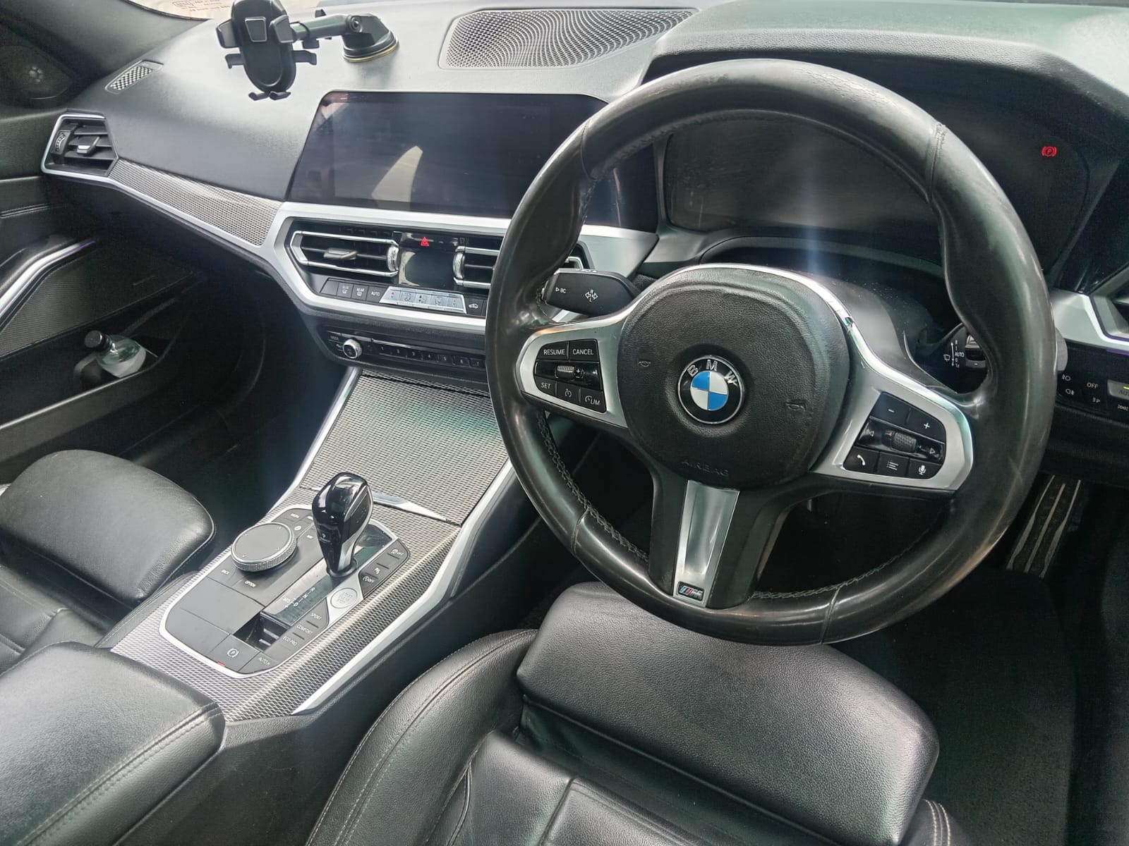 
								2019 BMW 3 Series 320i Sport Line Launch Edition full									