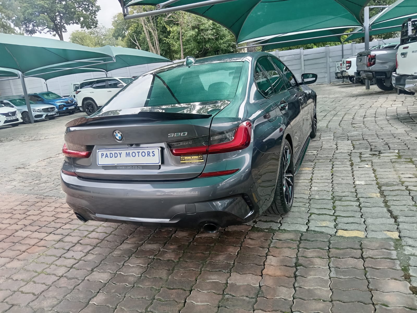 
								2019 BMW 3 Series 320i Sport Line Launch Edition full									