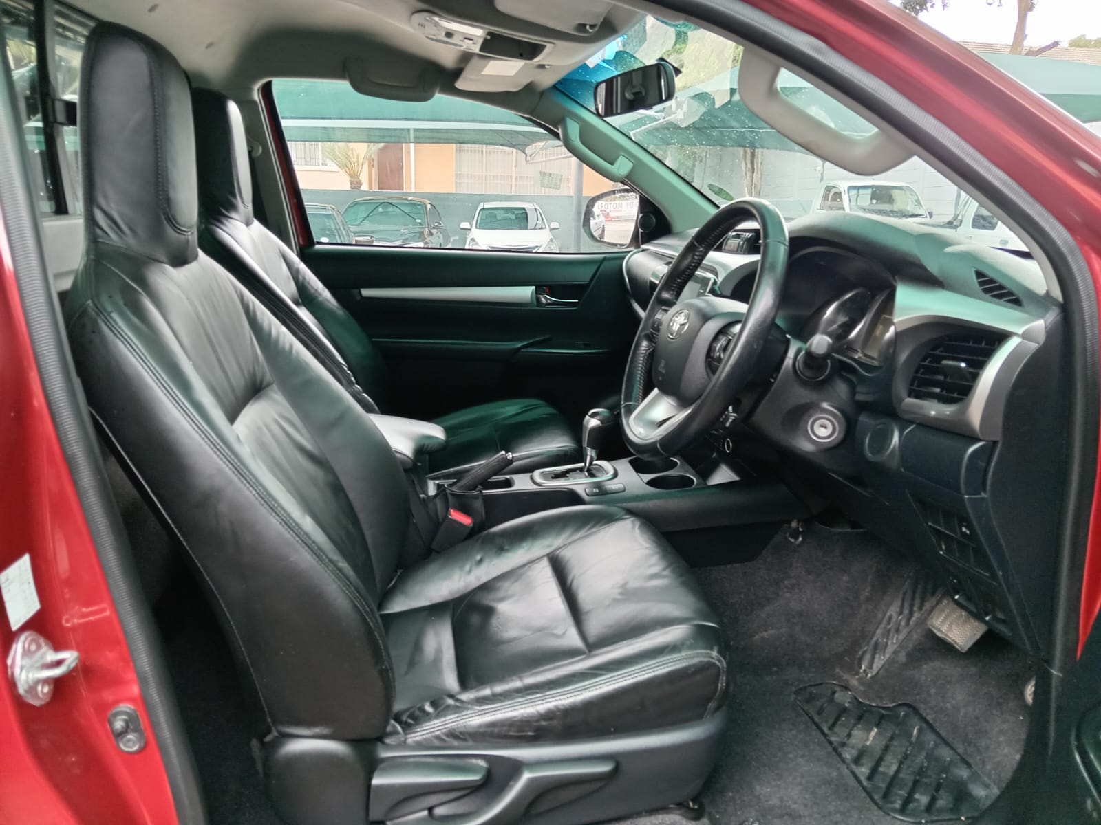 
								2021 Toyota Hilux 2.8GD-6 Raider Auto full									