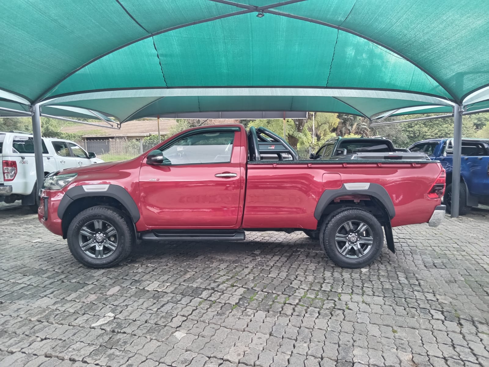 
								2021 Toyota Hilux 2.8GD-6 Raider Auto full									