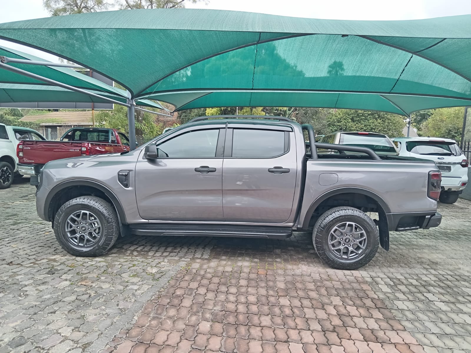 
								2025 Ford Ranger 2.0 Sit Double Cab XLT full									