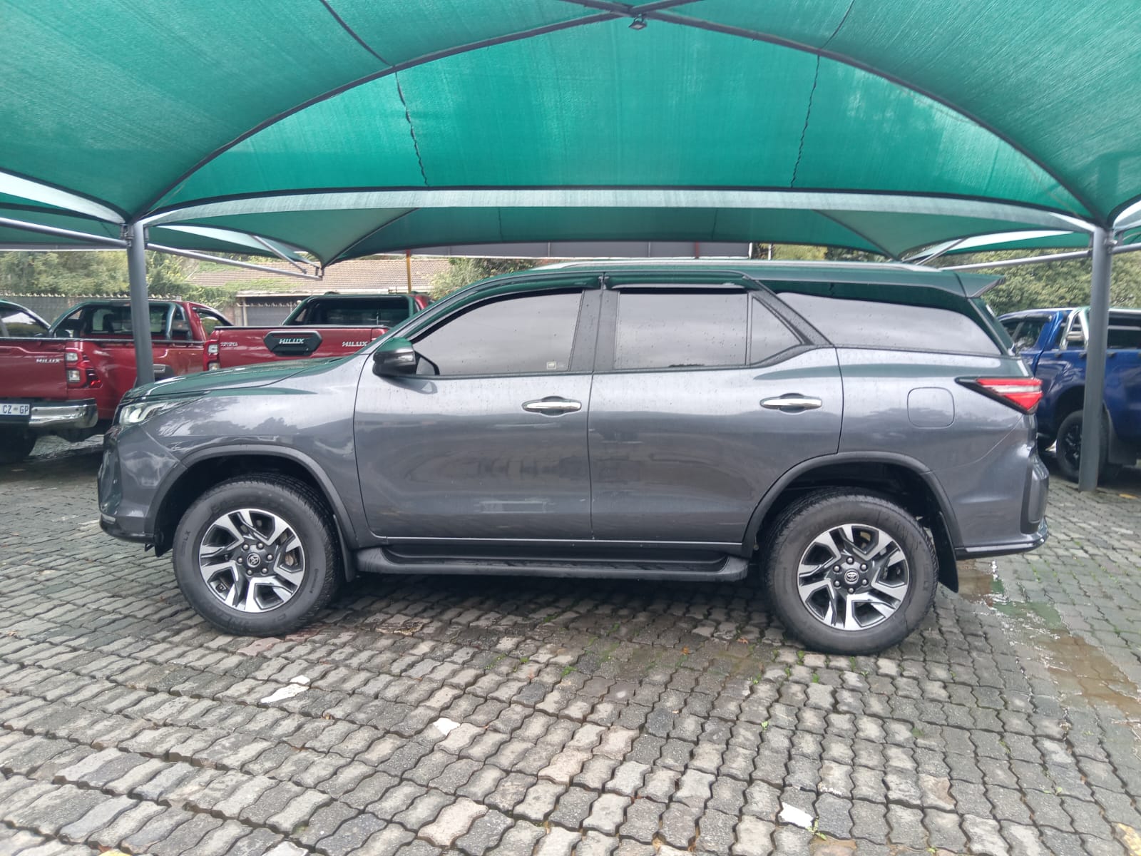 
								2024 Toyota Fortuner 2.8GD-6 full									
