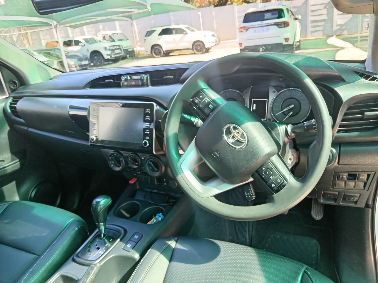 
								2021 Toyota Hilux 2.4GD-6 Xtra Cab SRX Auto full									