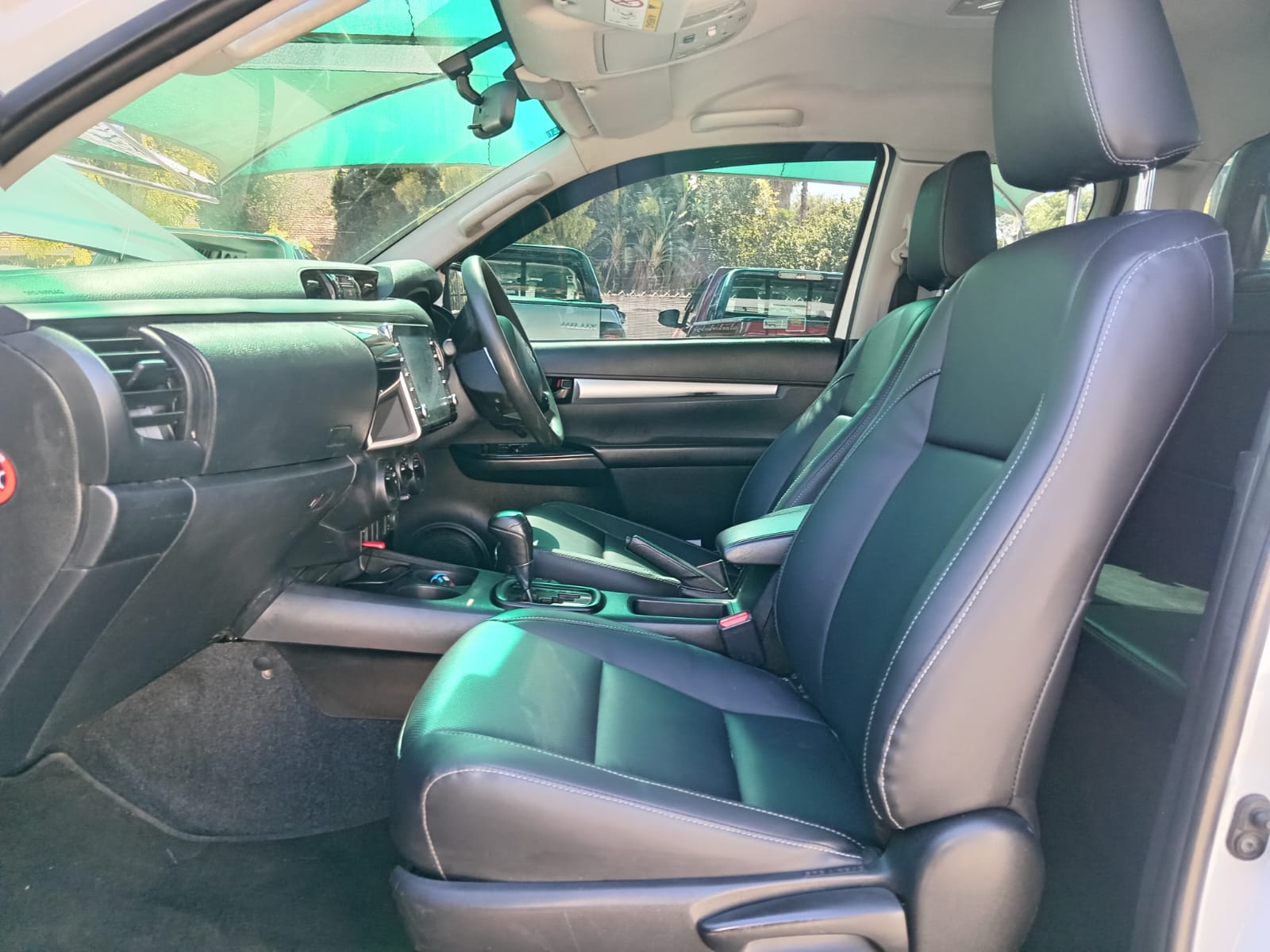 
								2021 Toyota Hilux 2.4GD-6 Xtra Cab SRX Auto full									
