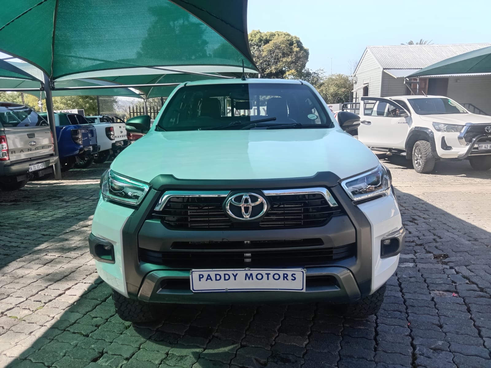 
								2019 Toyota Hilux 2.4GD-6 Double Cab 4×2 SRX Auto full									