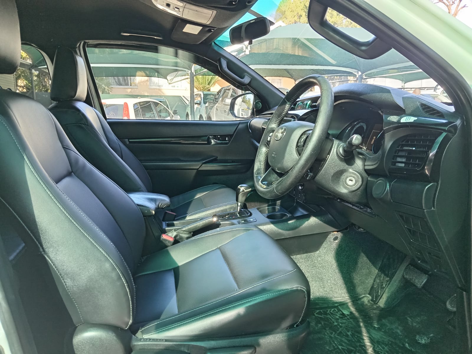 
								2019 Toyota Hilux 2.8GD-6 Xtra Cab 4×4 Raider Auto full									