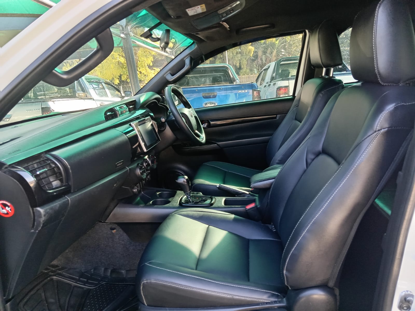 
								2019 Toyota Hilux 2.8GD-6 Xtra Cab 4×4 Raider Auto full									