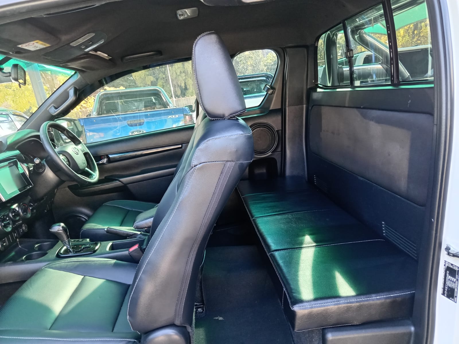 
								2019 Toyota Hilux 2.8GD-6 Xtra Cab 4×4 Raider Auto full									