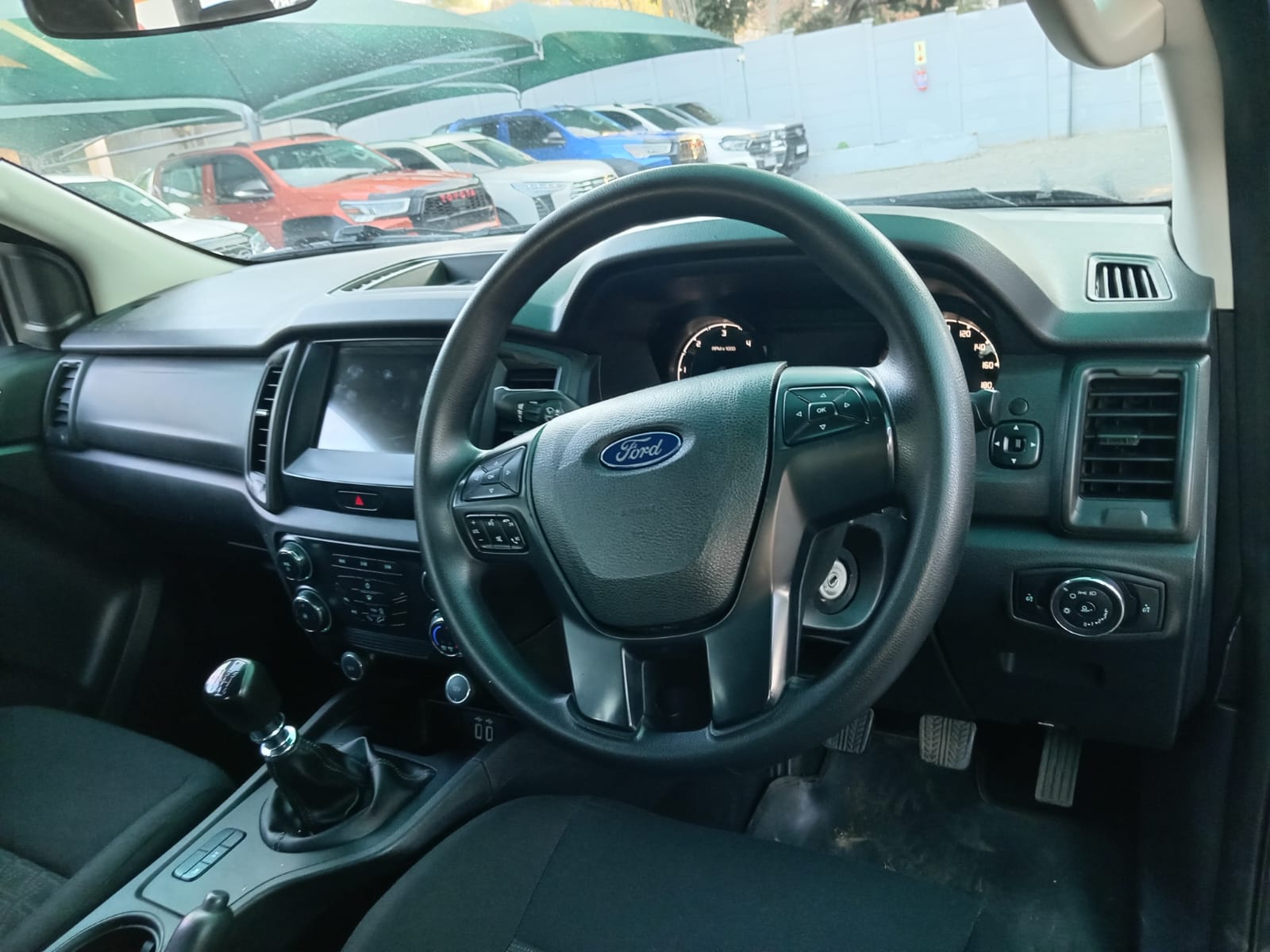 
								2019 Ford Ranger 2.2TDCi Double Cab Hi-Rider XL full									