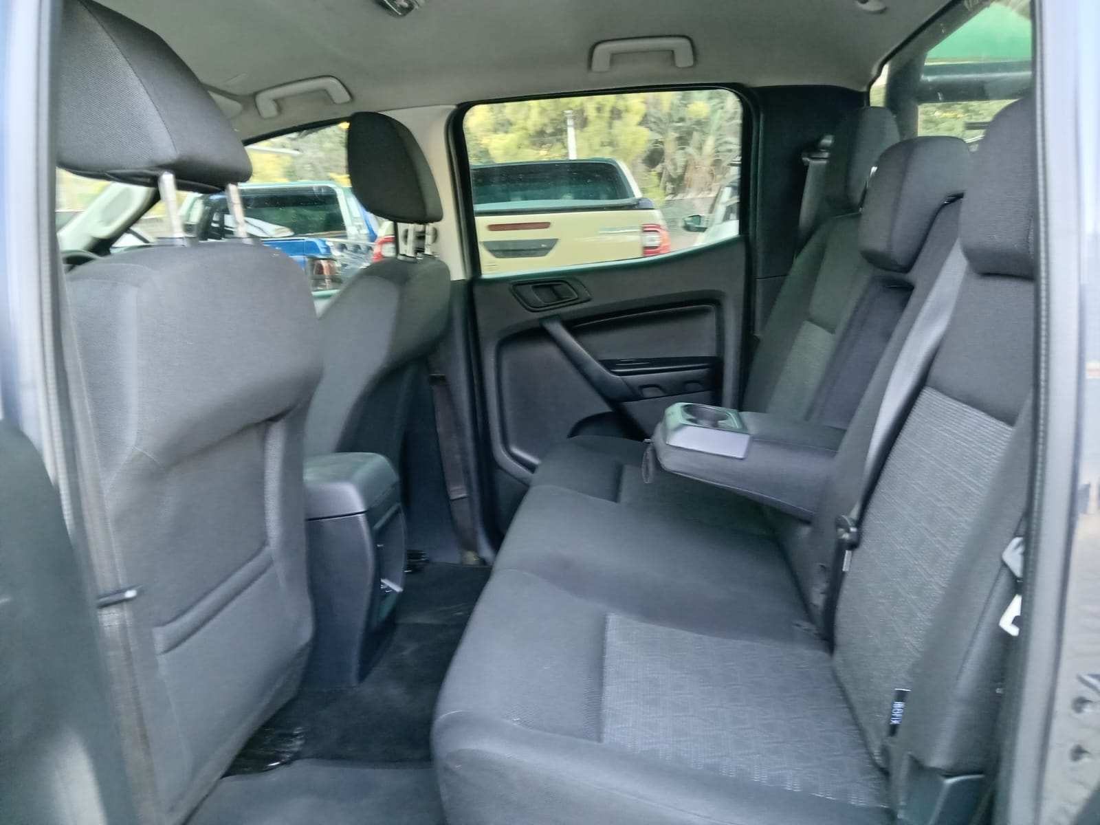 
								2019 Ford Ranger 2.2TDCi Double Cab Hi-Rider XL full									
