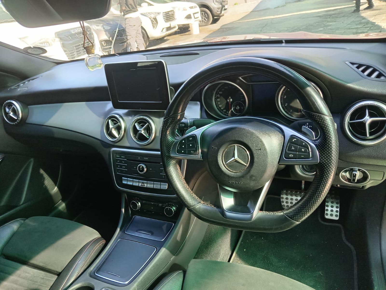 
								2017 Mercedes-Benz CLA CLA200 AMG Line Auto full									