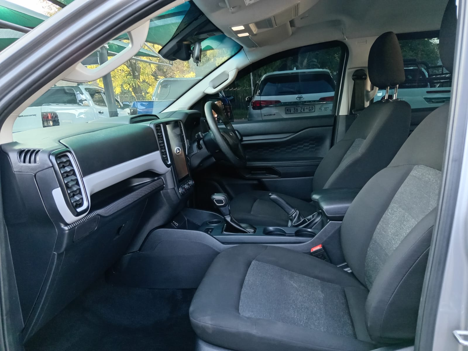 
								2023 Ford Ranger 2.0 Sit Double Cab XL Auto full									