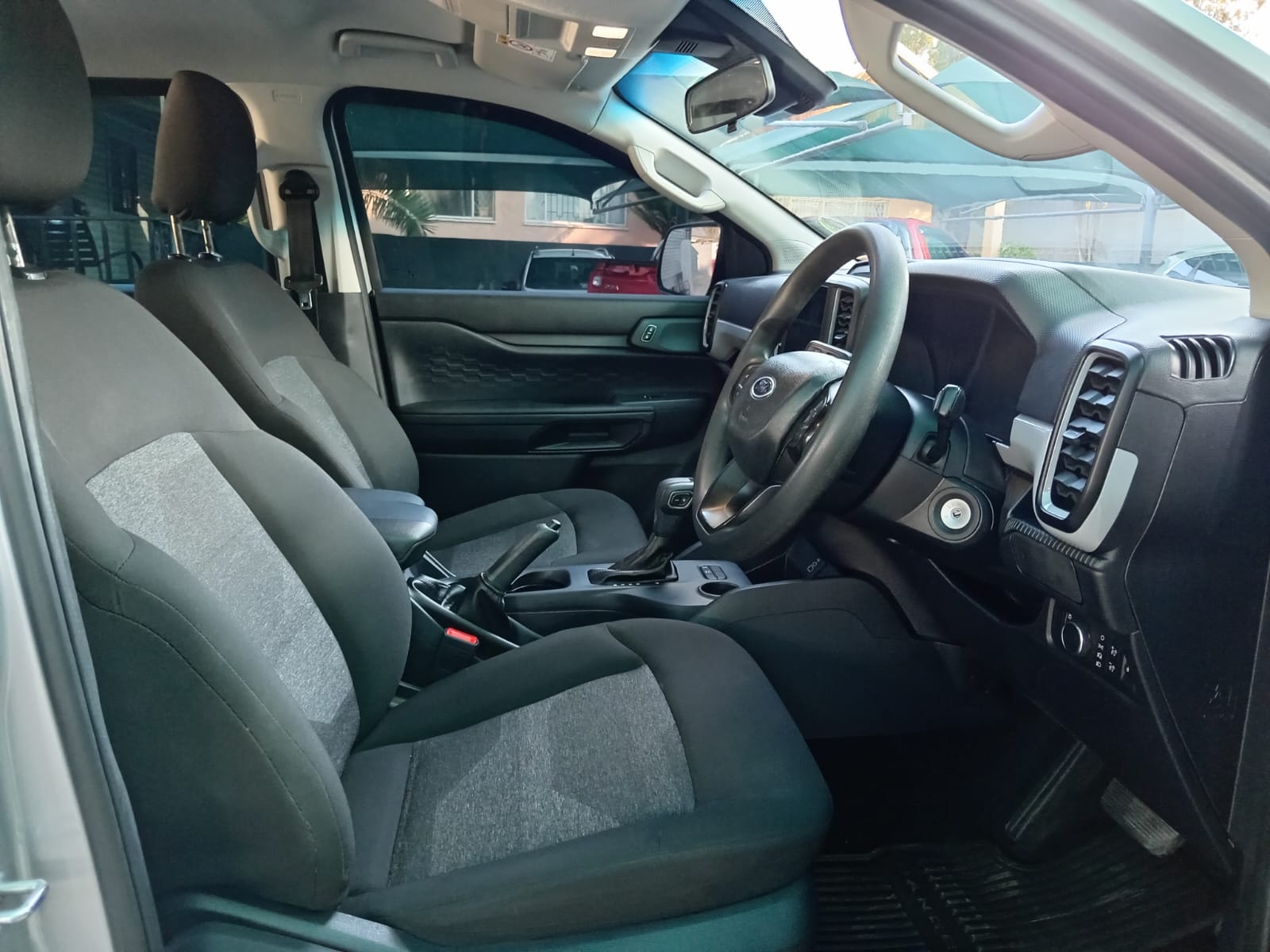 
								2023 Ford Ranger 2.0 Sit Double Cab XL Auto full									