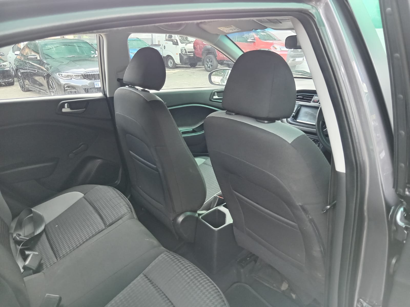 
								2019 Hyundai i20 1.4 Fluid full									