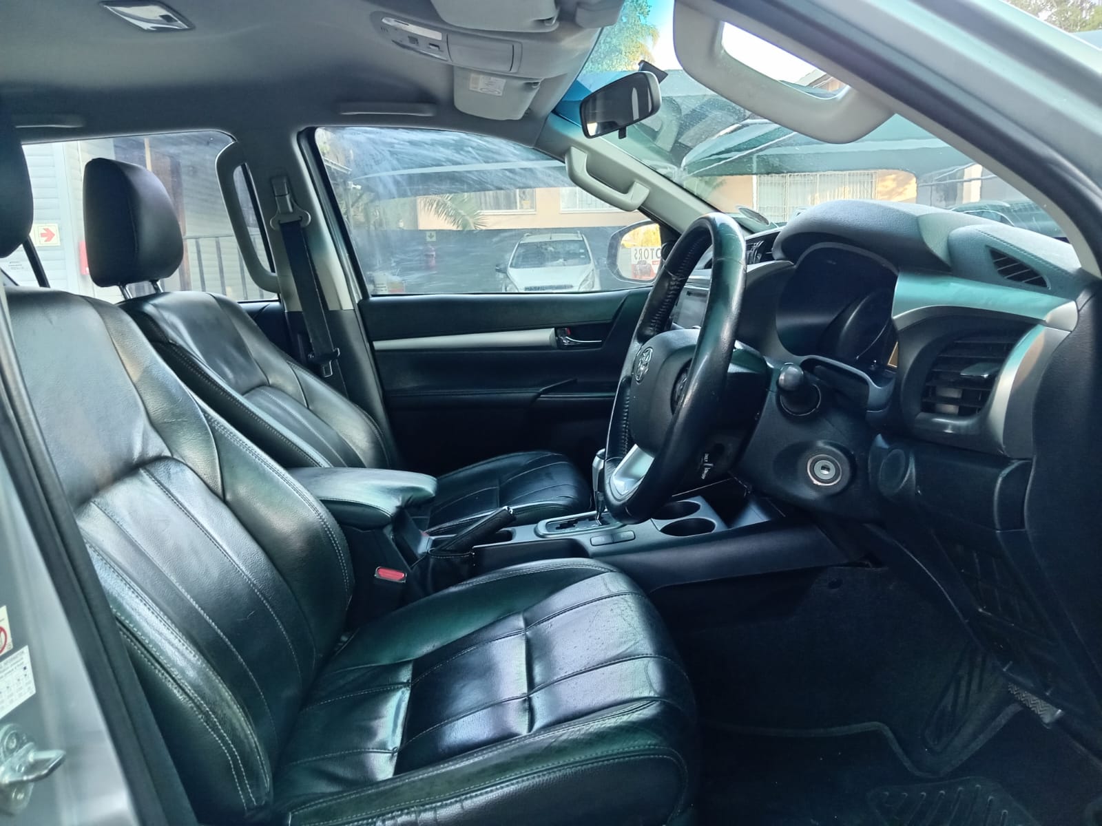 
								2018 Toyota Hilux 2.8GD-6 Double Cab 4×4 Raider full									