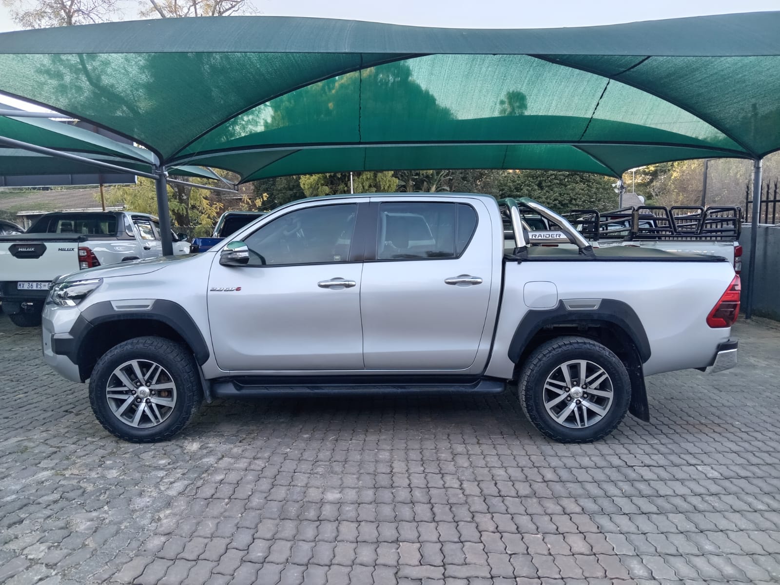 
								2018 Toyota Hilux 2.8GD-6 Double Cab 4×4 Raider full									