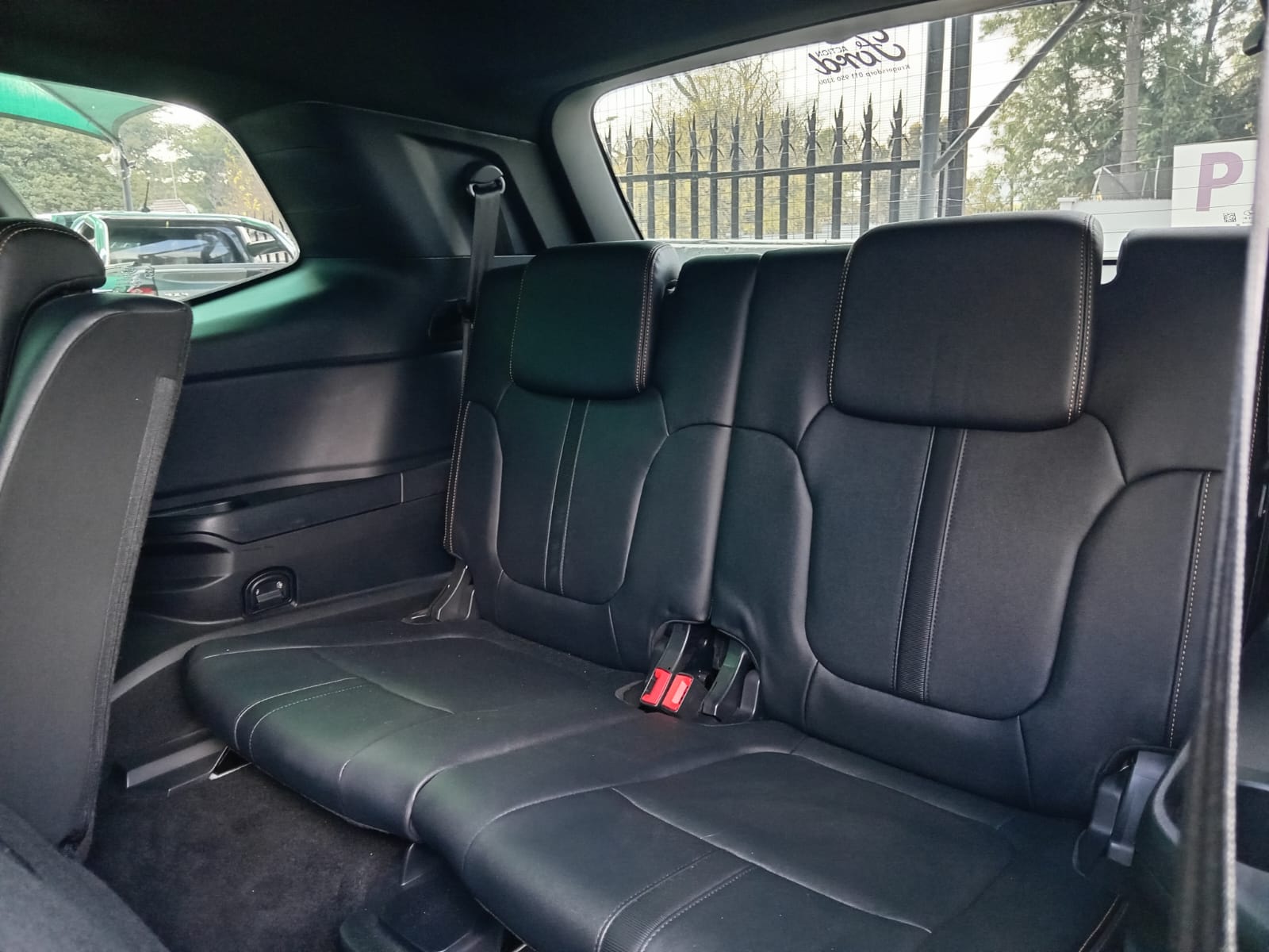 
								2025 Ford Everest 3.0TD V6 4WD Wildtrak full									