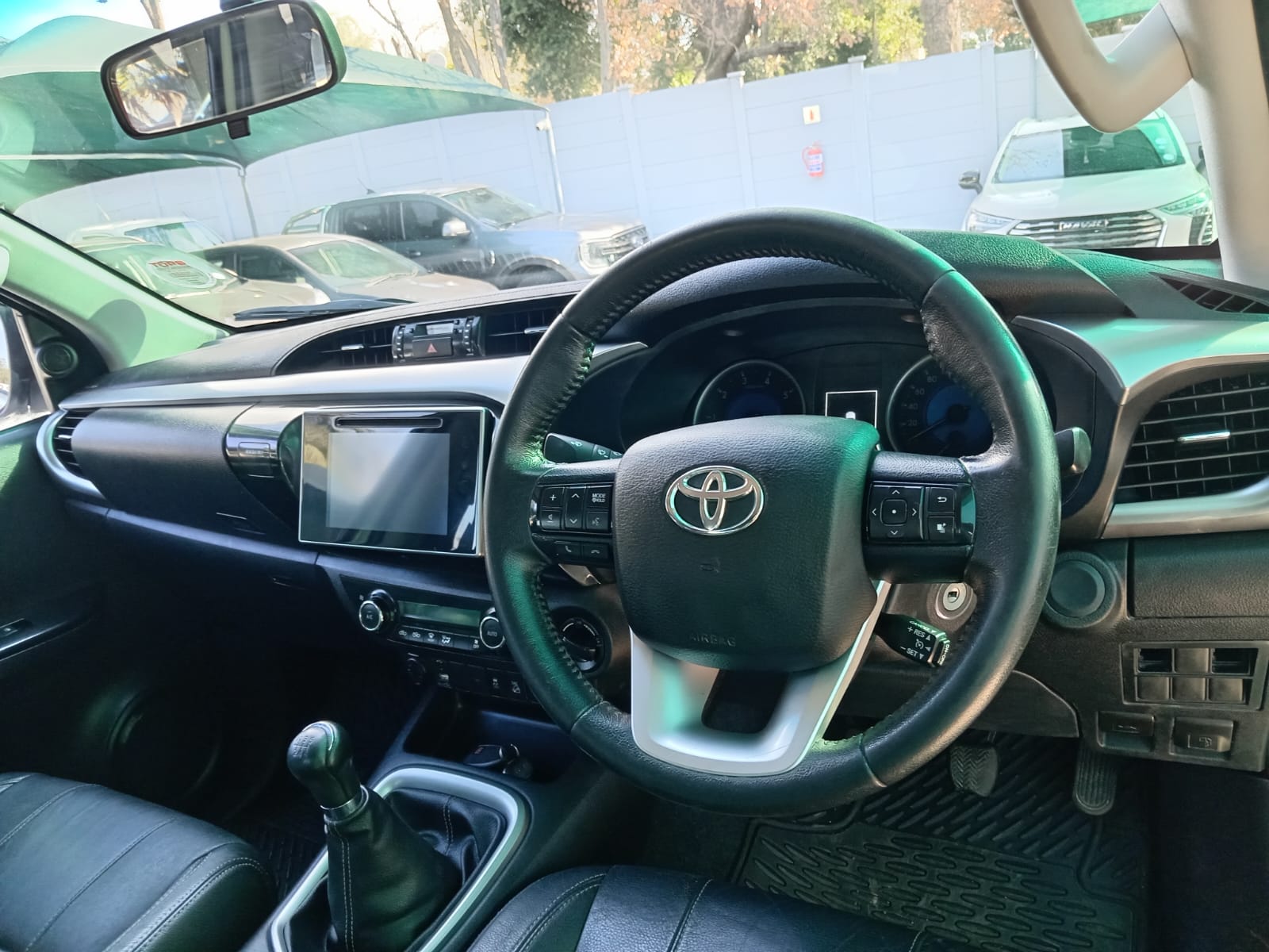
								2016 Toyota Hilux 2.4GD-6 Double Cab 4×4 SRX full									