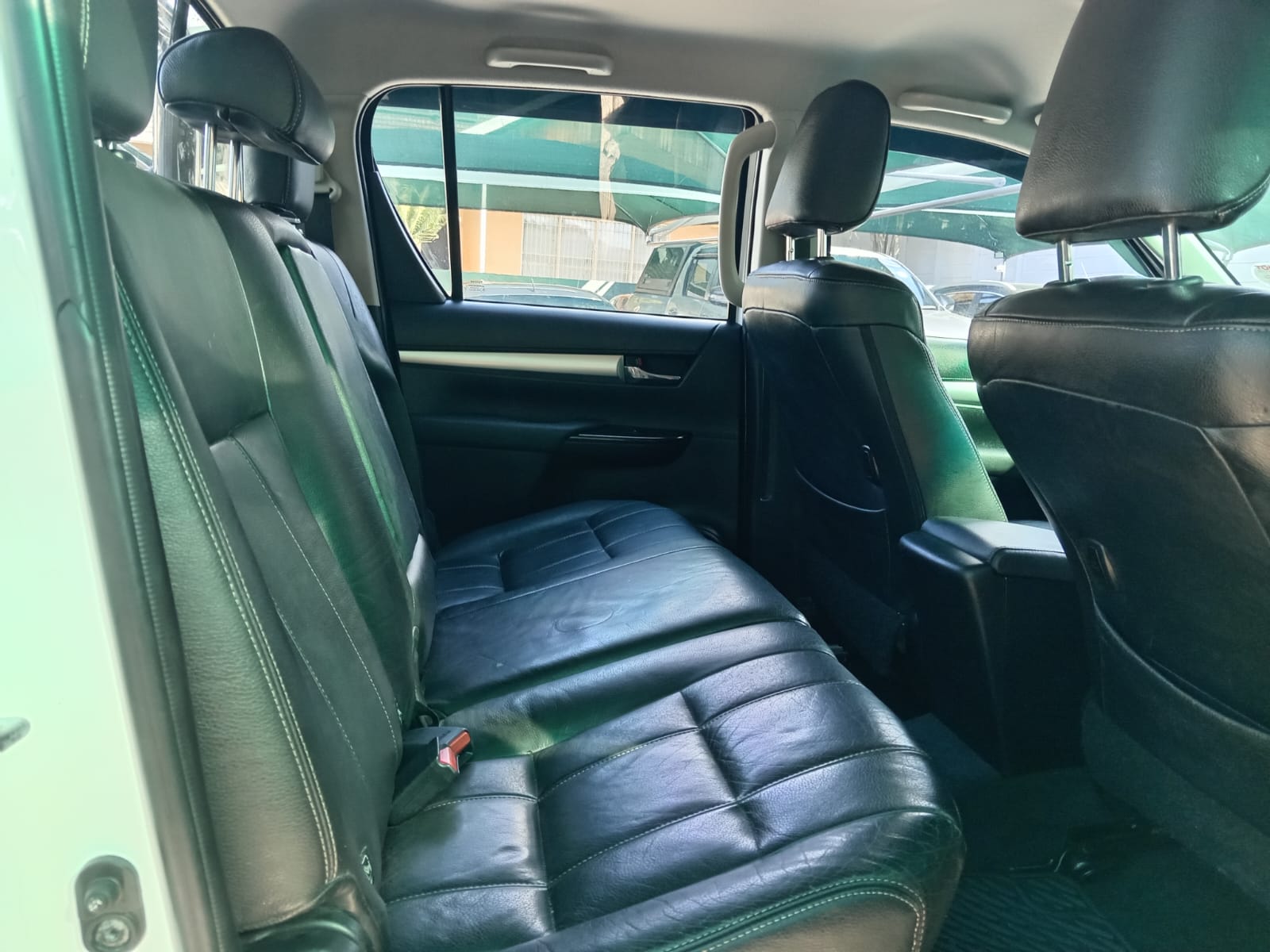 
								2016 Toyota Hilux 2.4GD-6 Double Cab 4×4 SRX full									