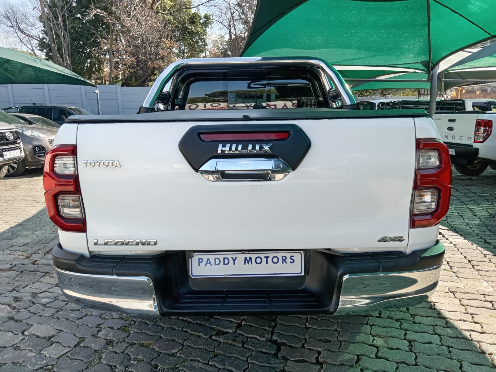
								2016 Toyota Hilux 2.4GD-6 Double Cab 4×4 SRX full									