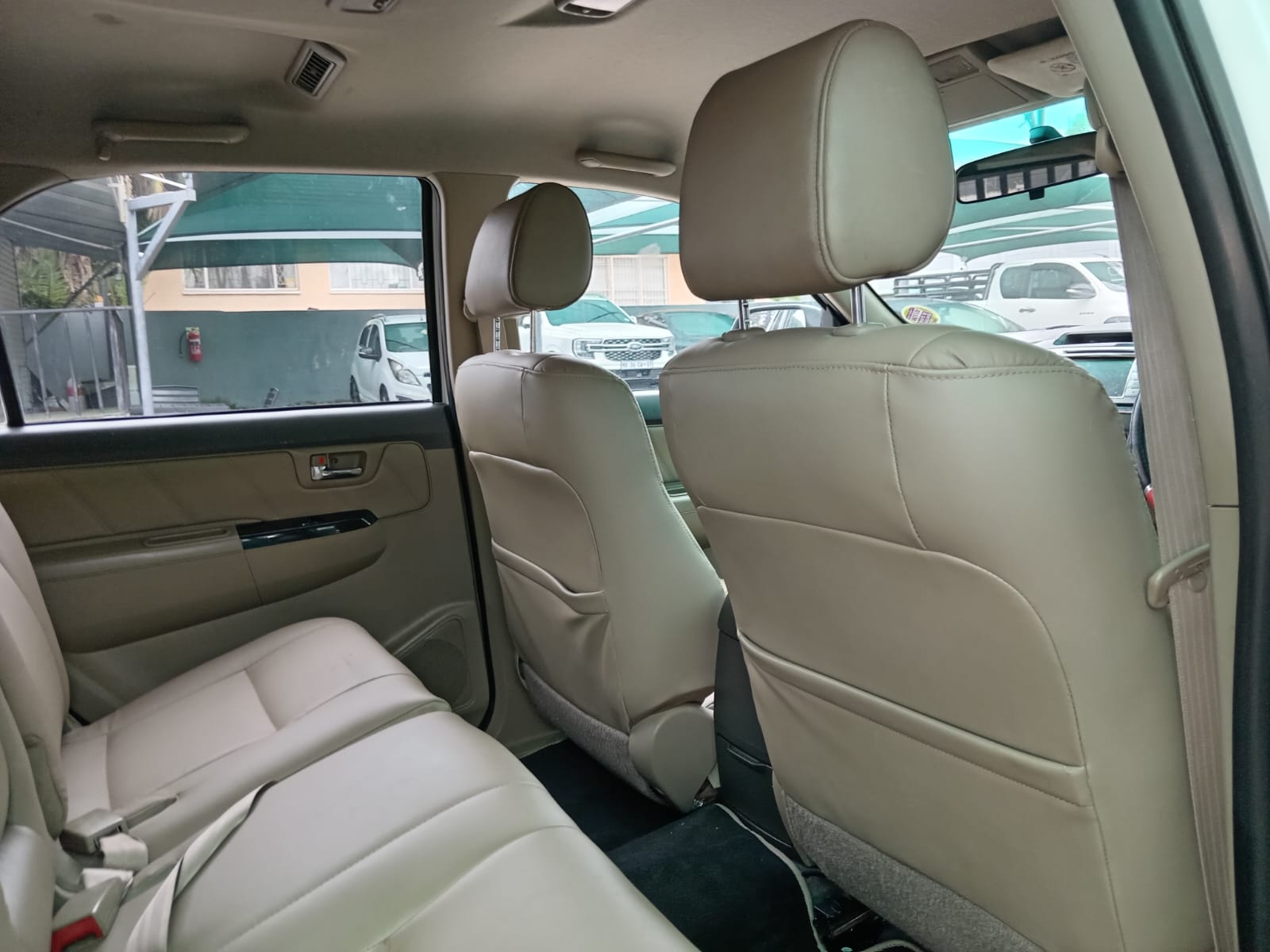 
								2012 Toyota Fortuner 3.0D-4D 4×4 auto full									