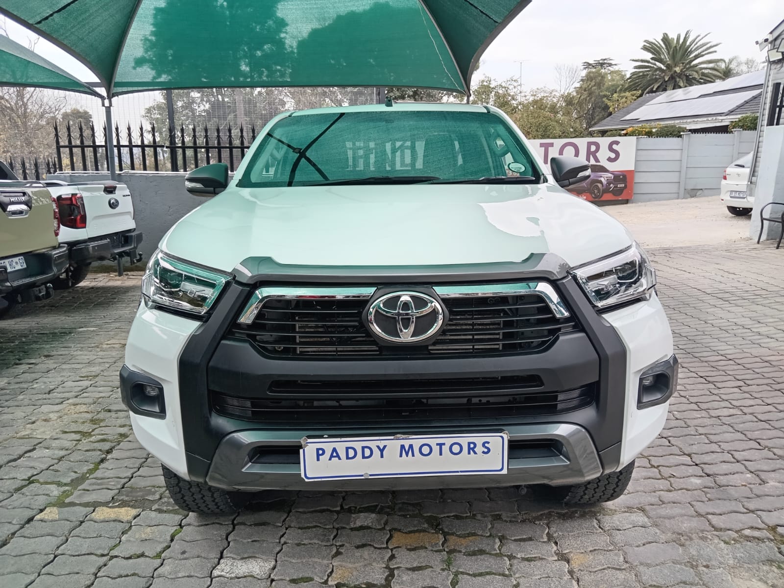 
								2024 Toyota Hilux 2.4GD-6 Xtra Cab Raider full									