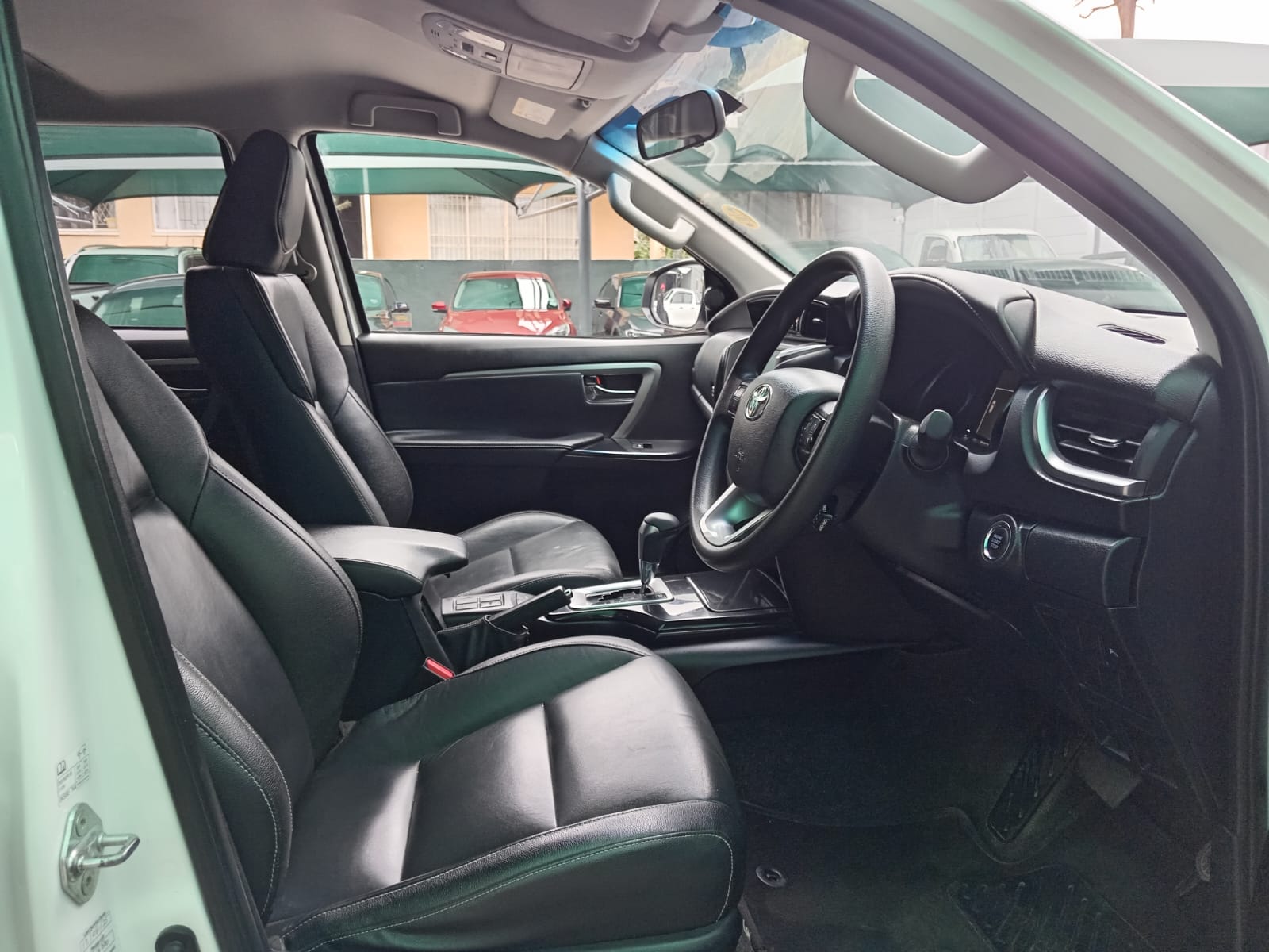 
								2024 Toyota Fortuner 2.4GD-6 4×4 full									