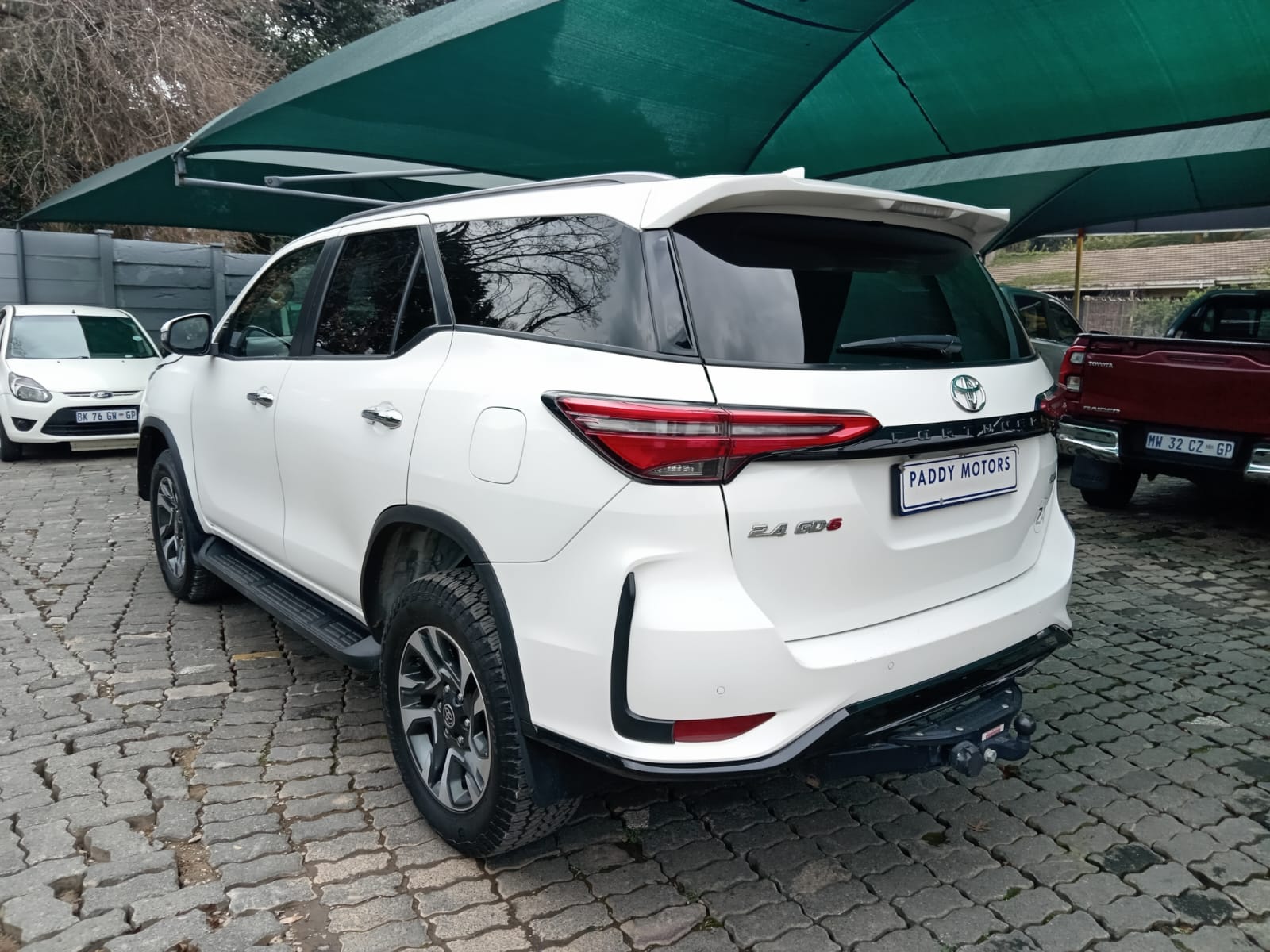 
								2024 Toyota Fortuner 2.4GD-6 4×4 full									