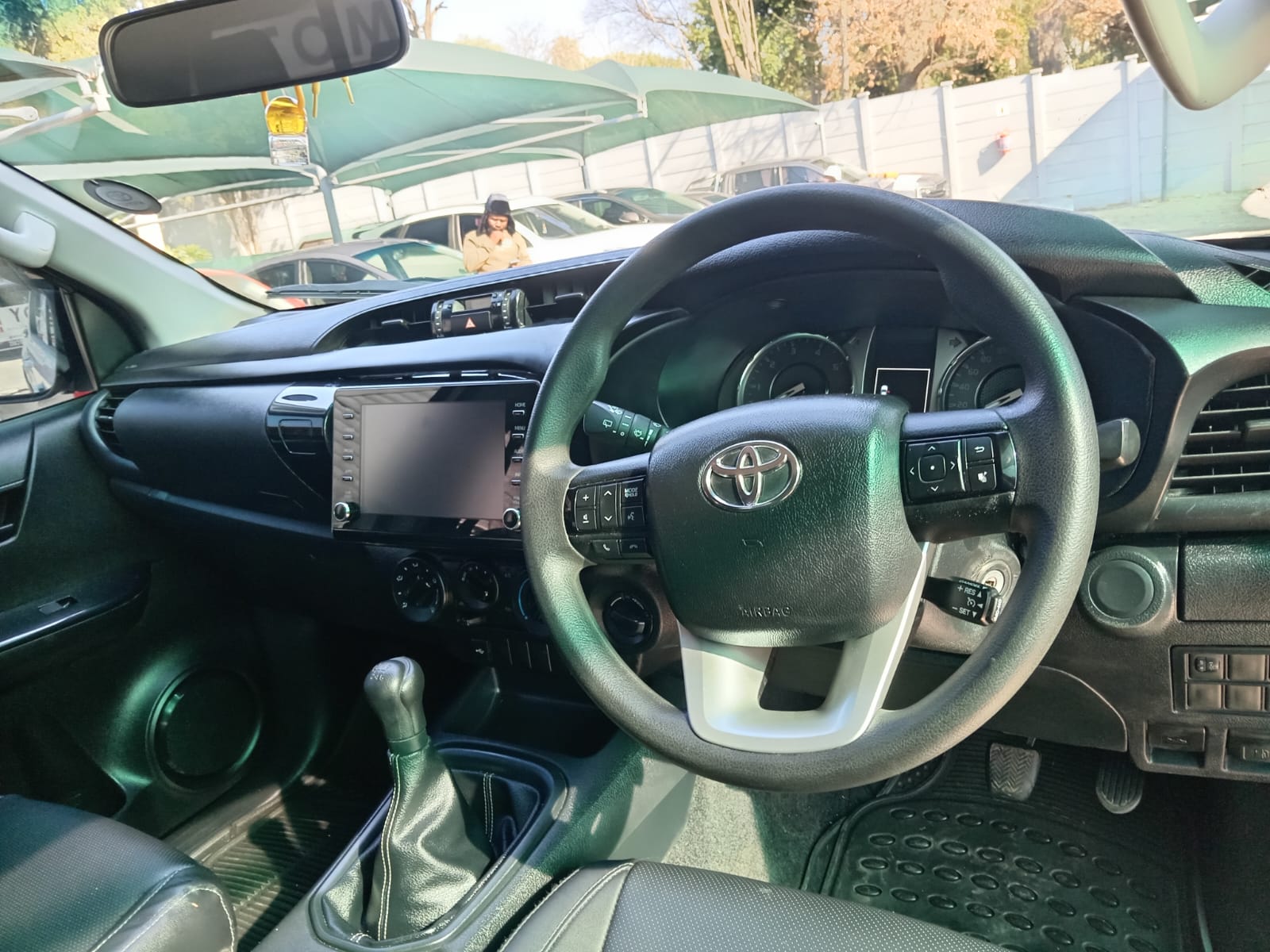 
								2024 Toyota Hilux 2.4GD-6 Double Cab 4×4 Raider full									
