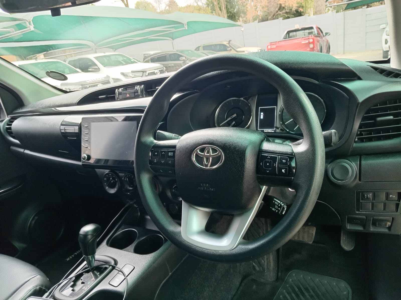 
								2024 Toyota Hilux 2.4GD-6 Double Cab 4×4 Raider X full									