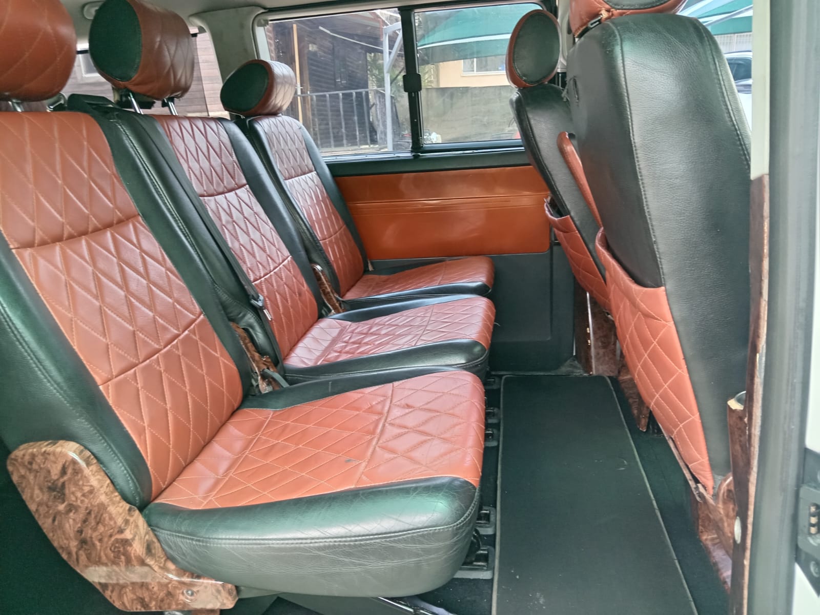 
								2017 Volkswagen Caravelle 2.0BiTDI Highline full									